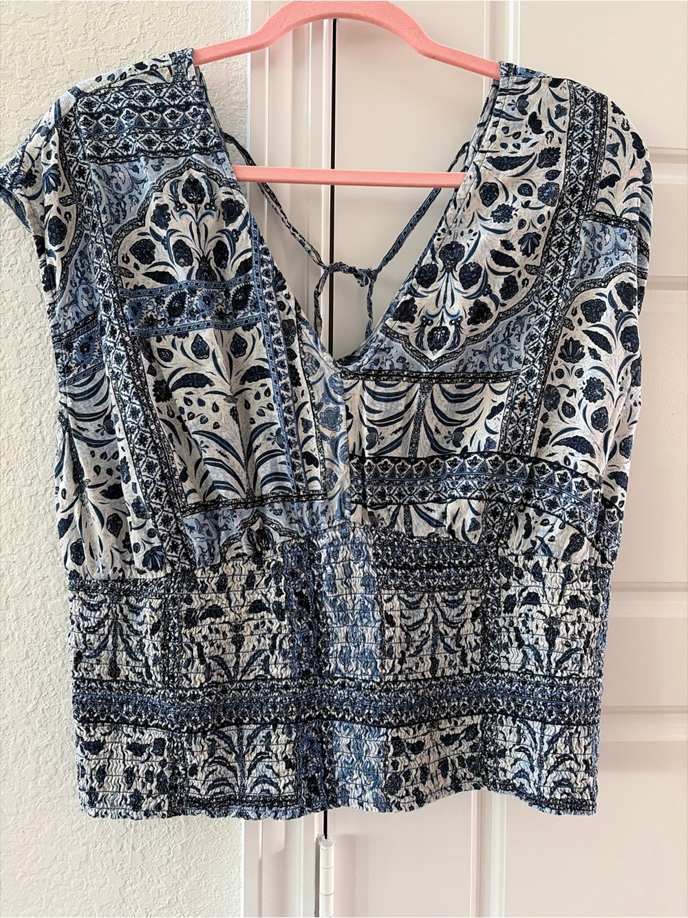 Old Navy Blue & White Printed Tie-Back Camisole